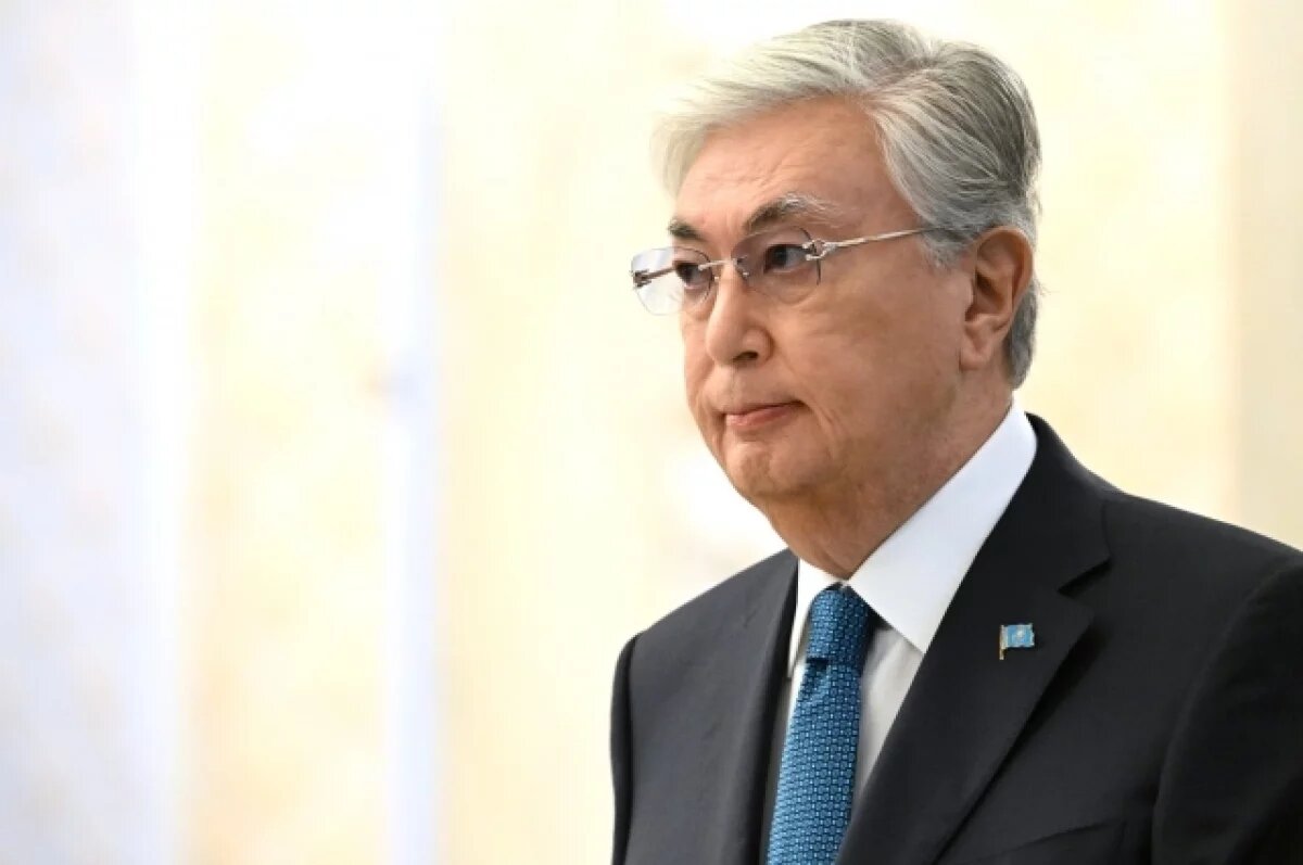    Токаев поздравил верующих с Пасхой и указал на важность христианства