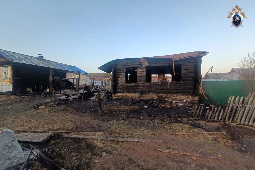    От веранды остались только угли. Фото: СУ СКР по Челябинской области