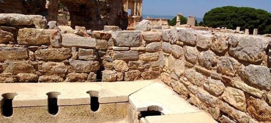 Туалеты доцинской эпохи