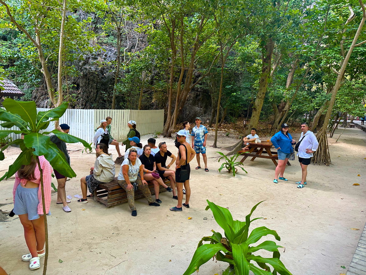 На острове Пхи Пхи Ле