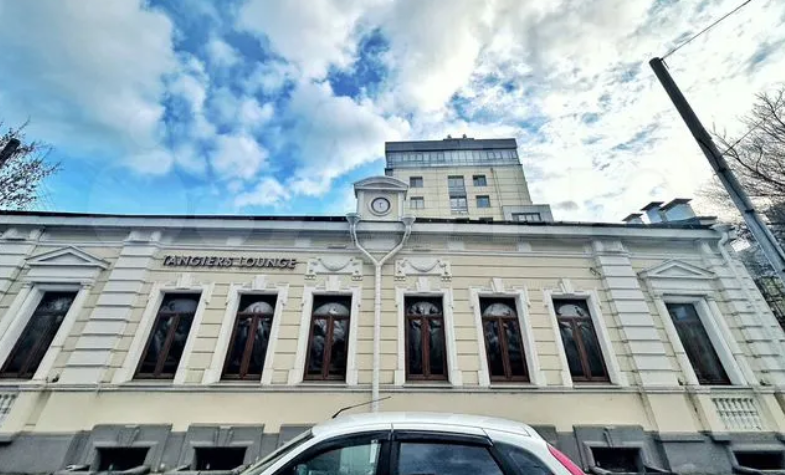    Здание продаётся за 110 млн рублей