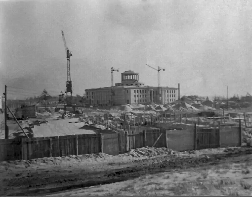 Строительство дворца культуры Химиков