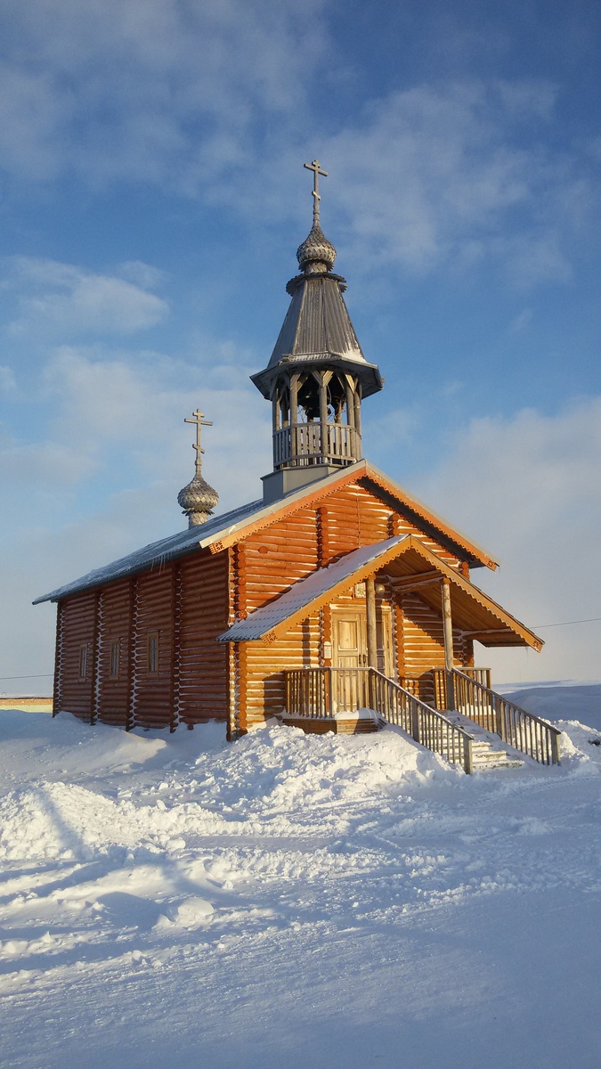 Поздравляю подписчиков, гостей моего канала, да и вообще всех людей планеты с Воскресением Христовым! Не только христиан, ведь Христос воскрес вообще для всех, ради всего человечества...
