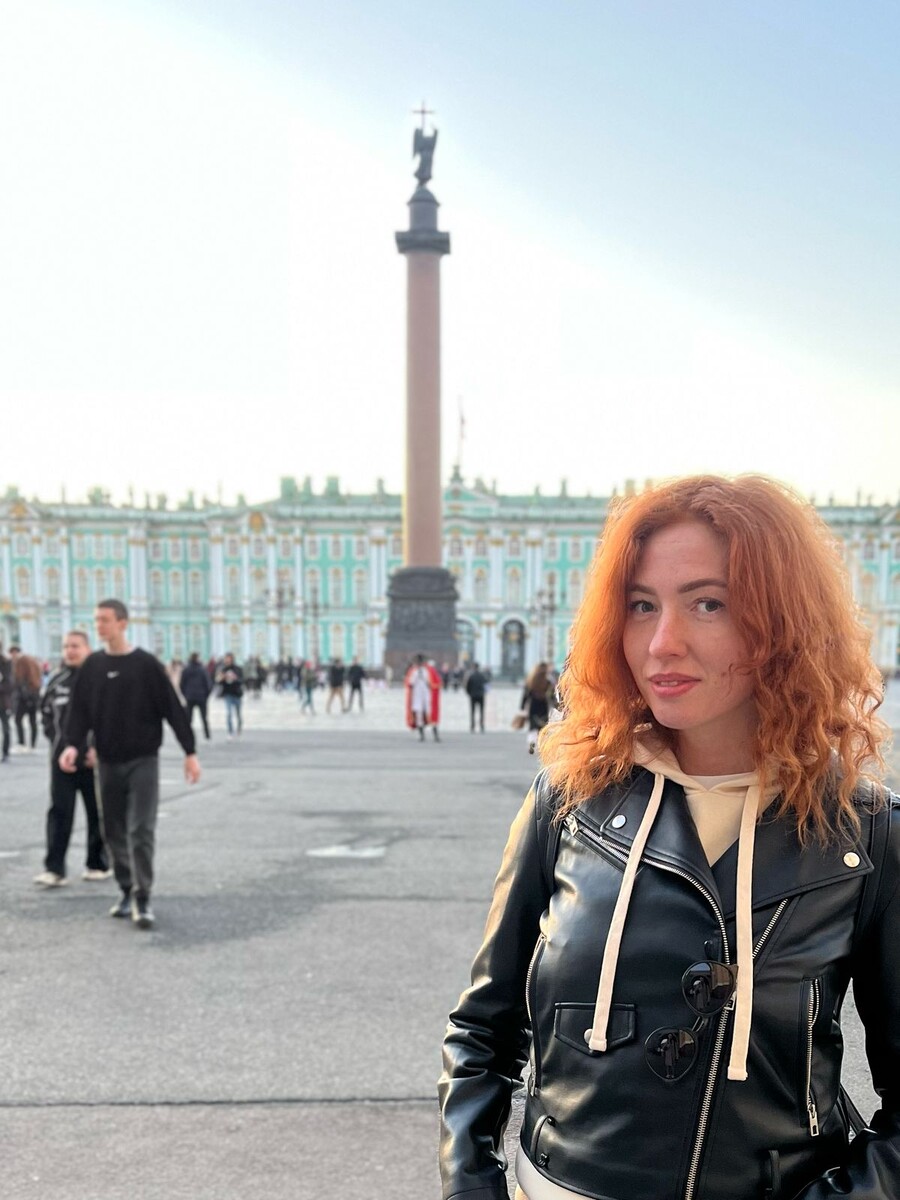 Дворцовая площадь, вид на Эрмитаж