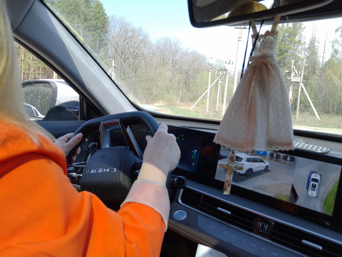 Поехали с дочкой к моей маме. 