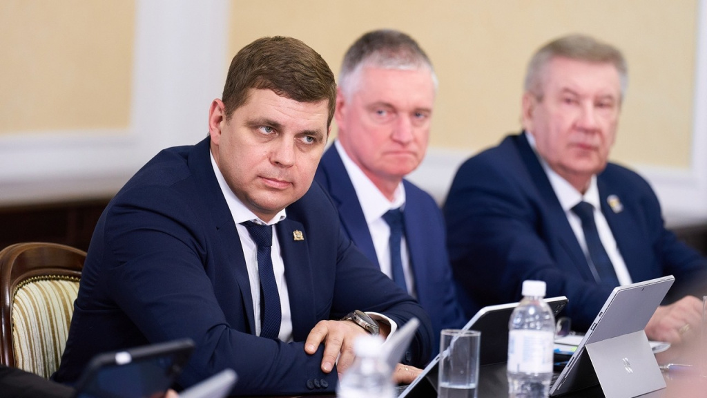    Югра достигла лидерства среди регионов России по цифровому развитию