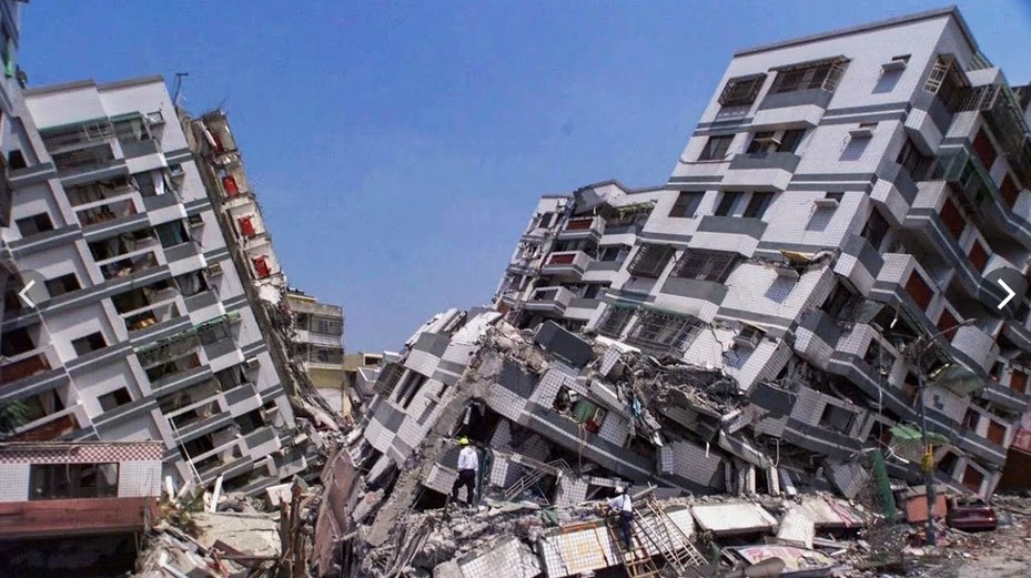 Результат землетрясения.