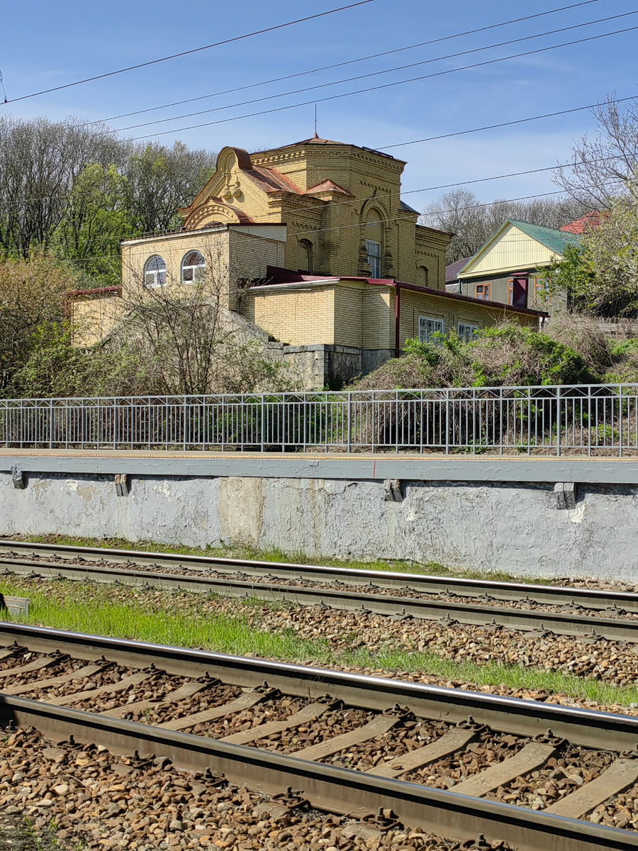 Церковь (ныне жилой дом)