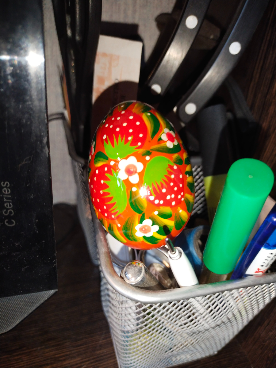 Яйцо нижегородской росписи. Спасибо Даше за подарок!