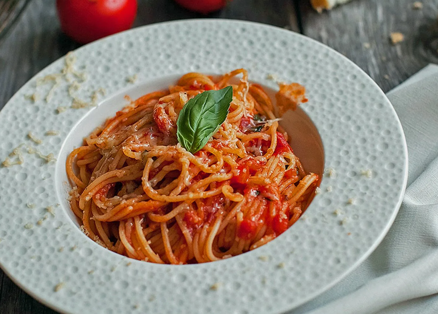 Паста с томатами в собственном соку. Источник фото ru.pinterest.com