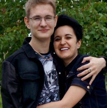    Елена Голунова с сыном Львом. Фото oserialy.ru