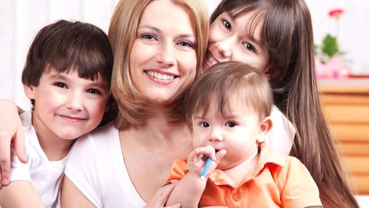 Сто причин, почему мы любим свою маму.