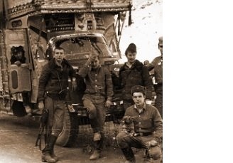 фото. 2й взвод 3й роты 1355го батальона .район Суруби...из архива Клопцова В.В.