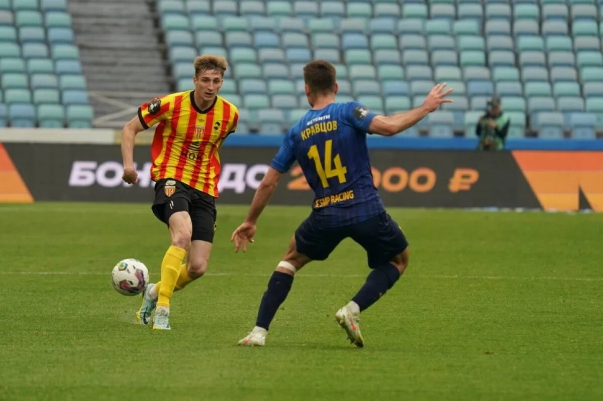    Владикавказский ФК «Алания» пропустил четыре безответных мяча от «Сочи»