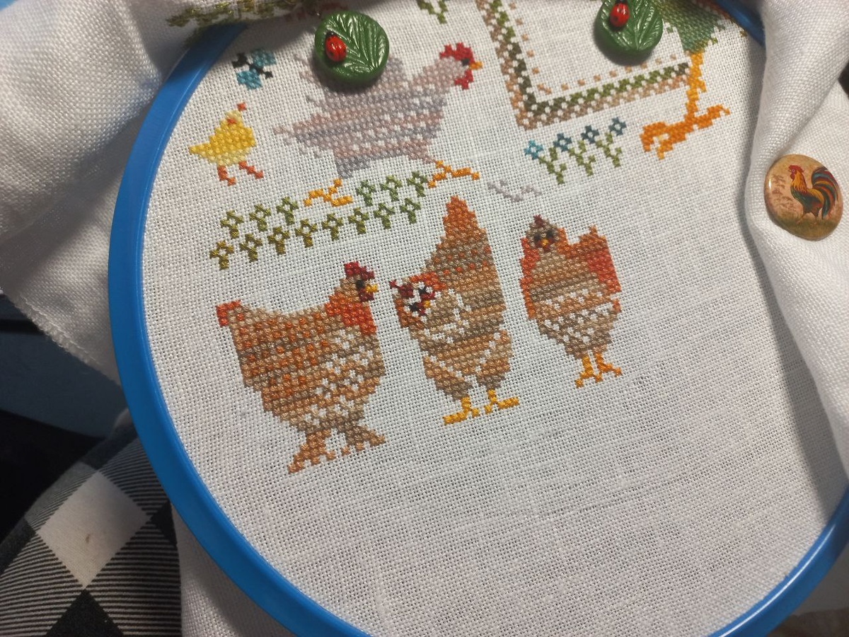 Кумушки-курочки. Отшив Куриного подворья от Совиного леса