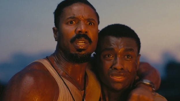 Фото Кадр из фильма «Грешники», реж. Райан Куглер: Майкл Б. Джордан и Майлз Кэйтон 