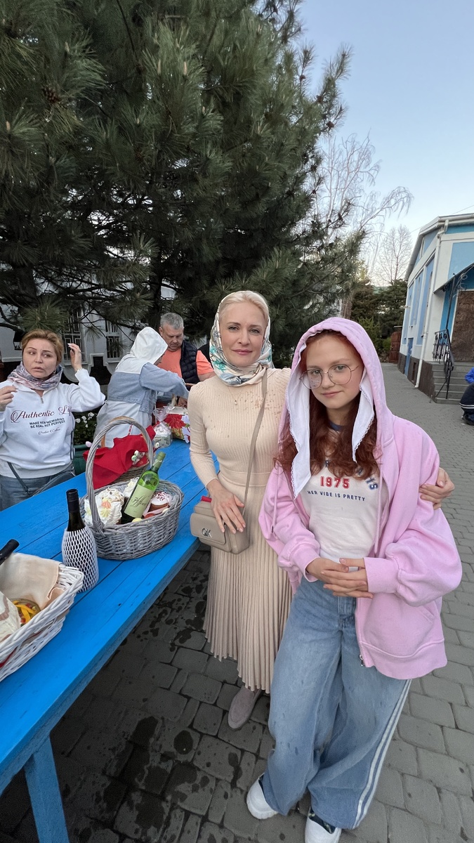 Дарья Бубес с дочерью Марией 