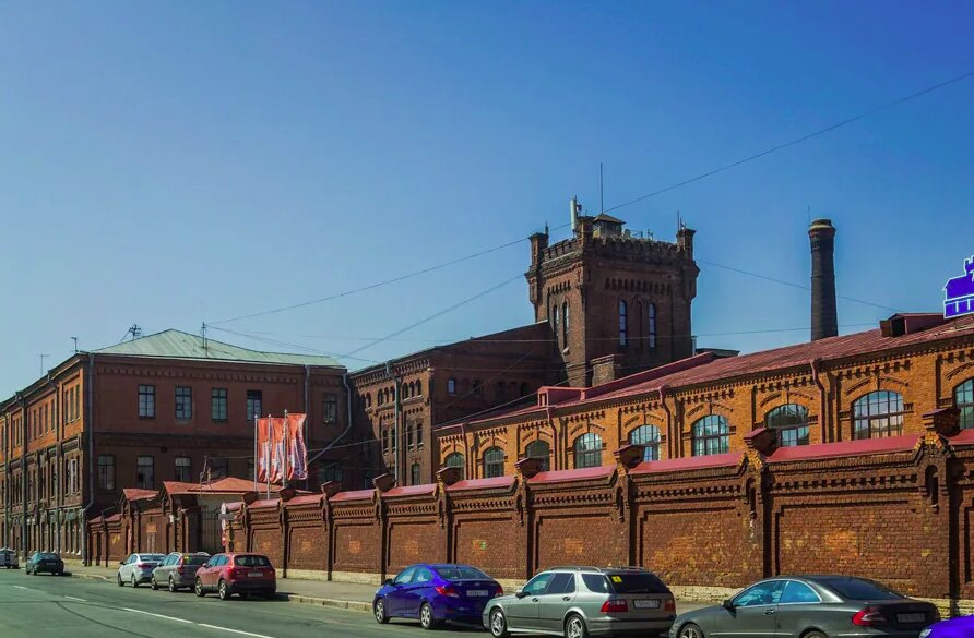 История его сама по себе интересна!