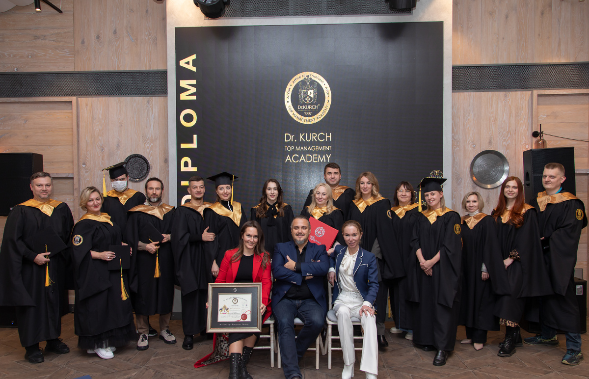 Защита Дипломов Резидентов Академии ТОП Менеджмента Dr.KURCH