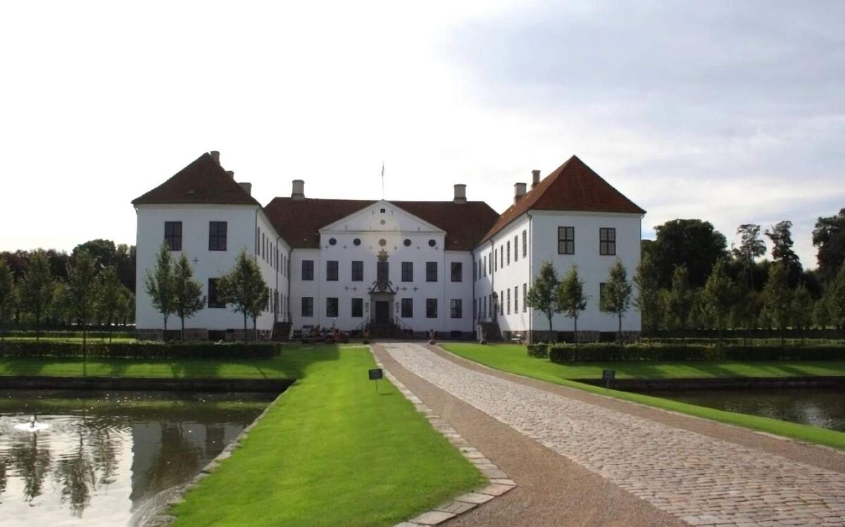 Дания, замок Клаусхольм. Источинк: Яндекс картинки