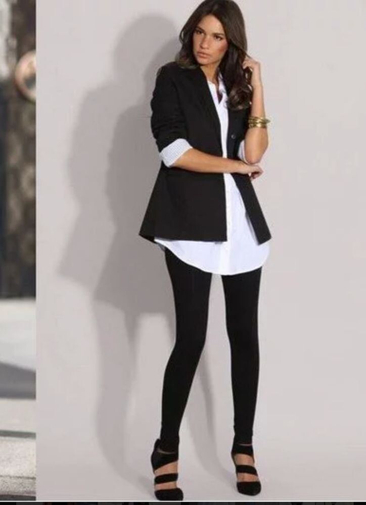 Леггинсы: Черные, матовые.  Верх- рубашка, блузка + жилет без рукавов. Обувь- туфли на квадратном каблуке