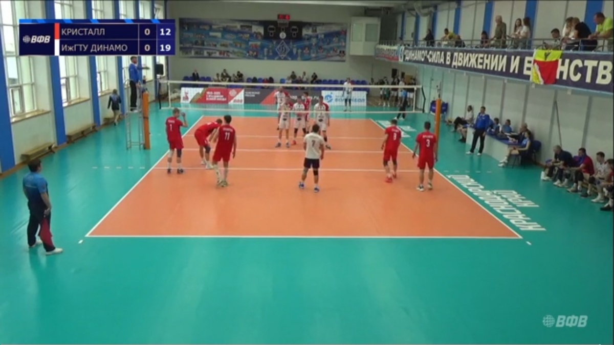 Момент игры с командой Ижевска