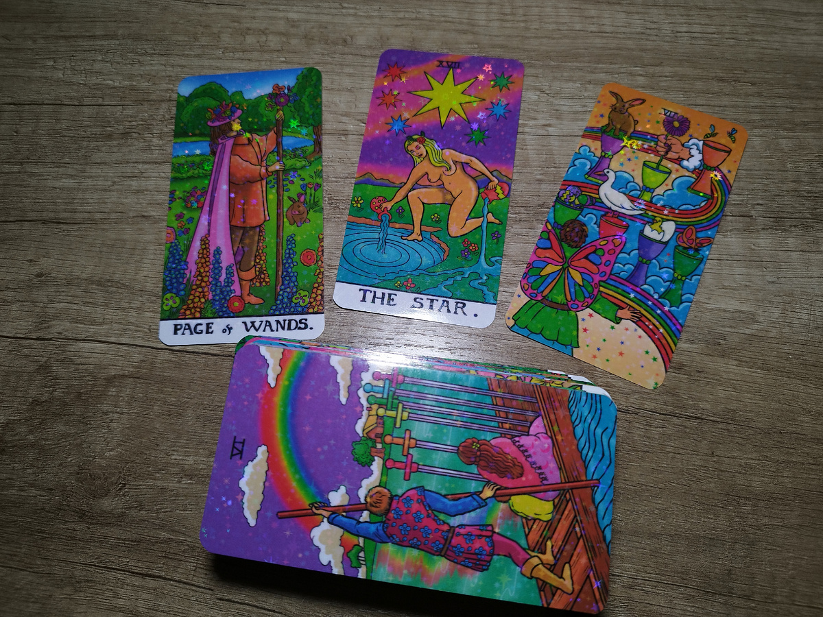 Таро расклад на неделю для Дев. Фото автора.