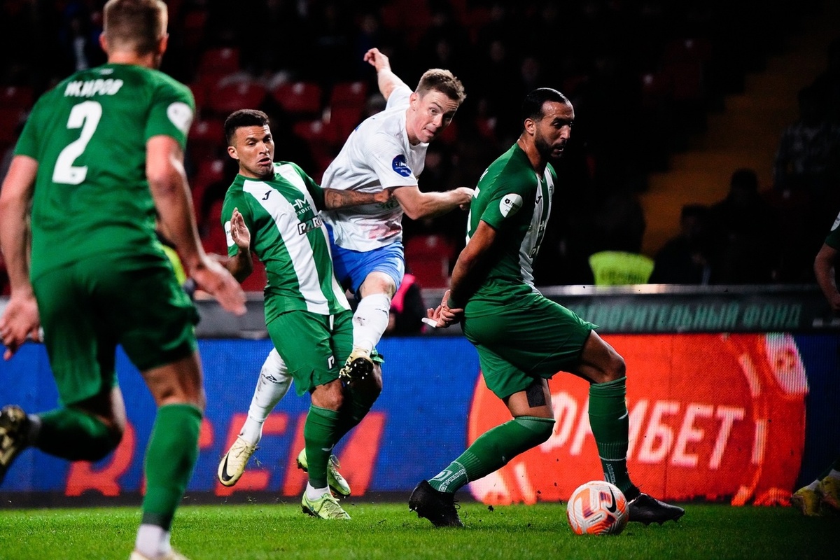 Владимир Ильин в белой футболке в Грозном