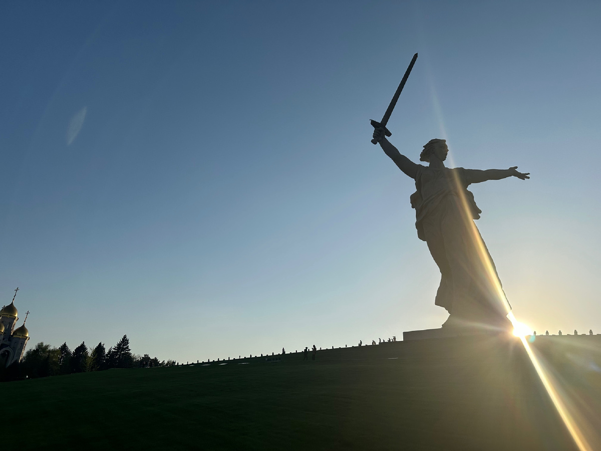 Монумент «Родина-мать зовёт!». Фото автора 