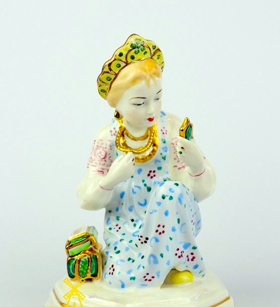 Статуэтка СССР Малахитовая шкатулка