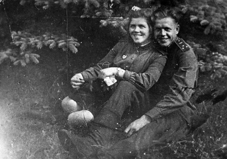 Будущую жену Екатерину летчик встретил во время войны. Они прожили вместе 46 лет
Фото: открытые источники