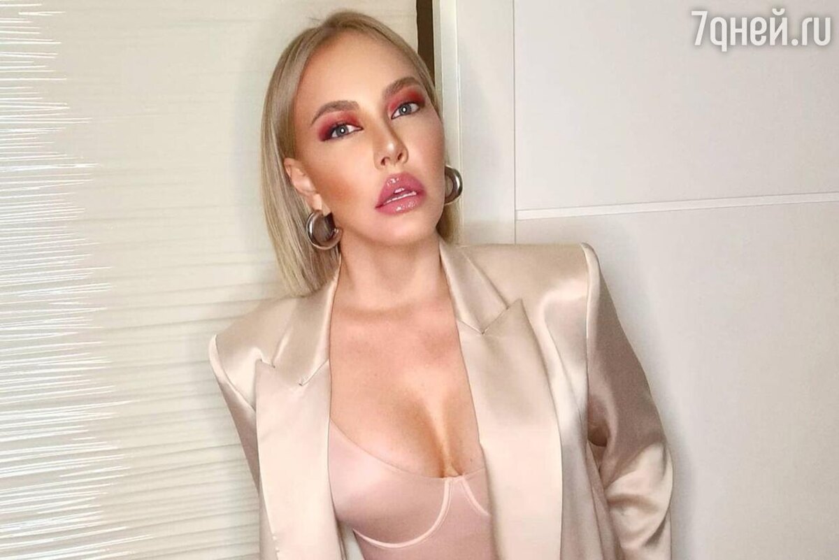    Маша Малиновская Социальные сети