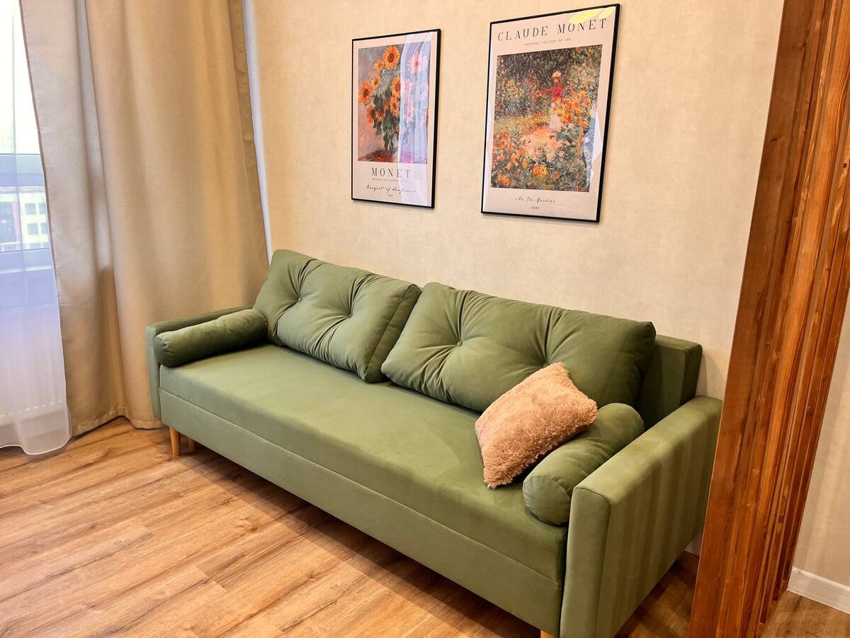 Наша вторая квартира, которую мы сдаем посуточно. 