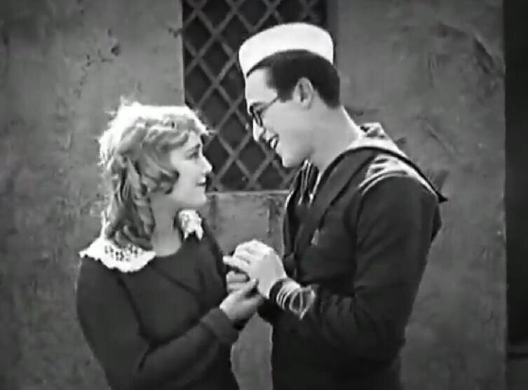    Милдред Дэвис и Гарольд Ллойд. Кадр из фильма «Прирождённый моряк», 1921 г.