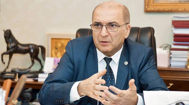    АЛЕКСАНДР АСТАФЬЕВ Гарегин Тосунян очень сдержан в оценках состояния экономики и банковского сектора