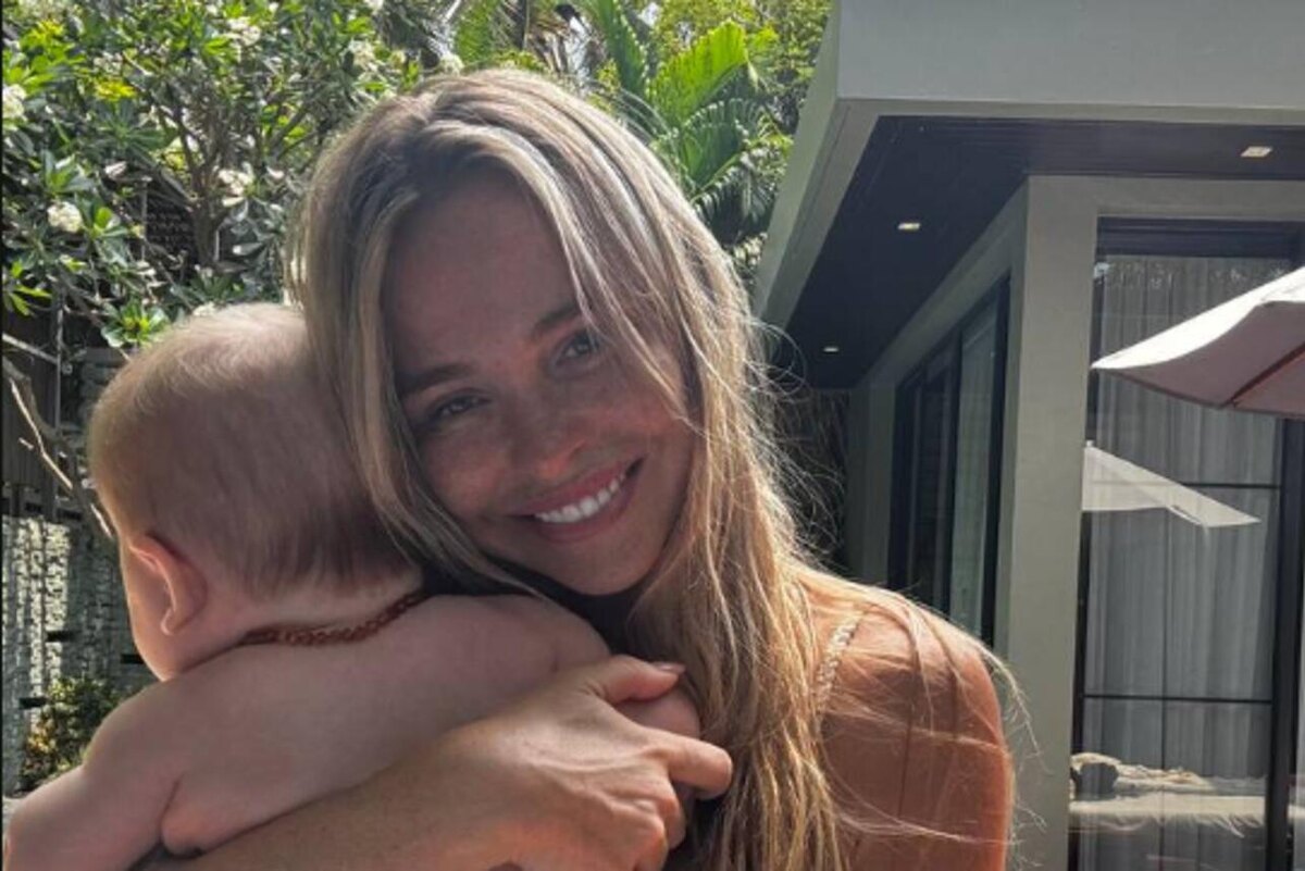    Анна Хилькевич с младшей дочерью. соцсети