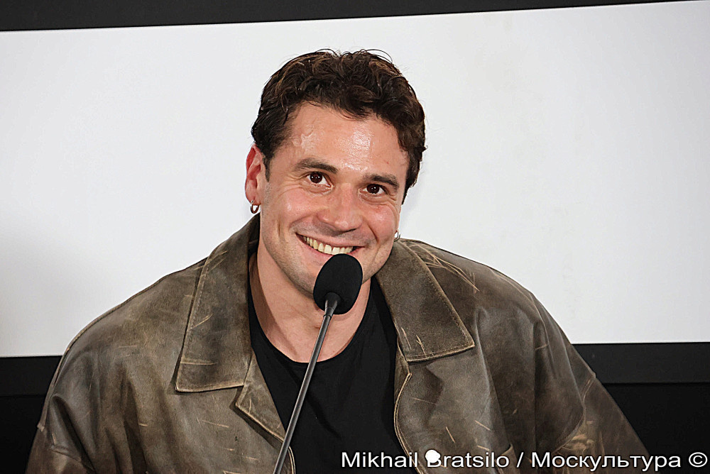 Владислав Ценёв
