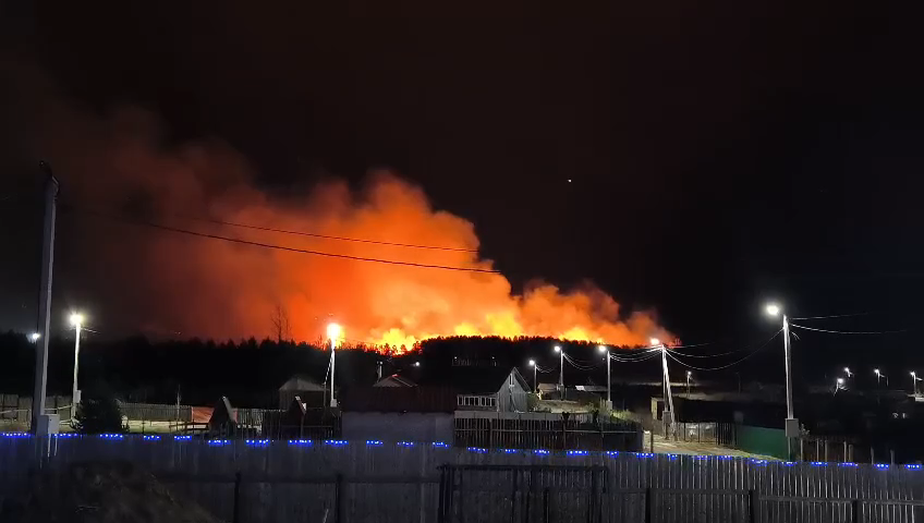     За сутки в Красноярском крае потушили 7 палов травы