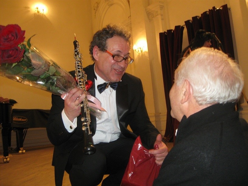 Владимир Скляренко с благодарными зрителями