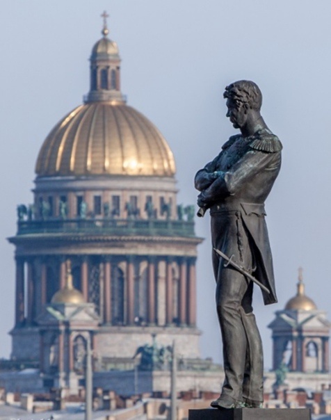 Памятник Крузенштерну. из свободного источника.