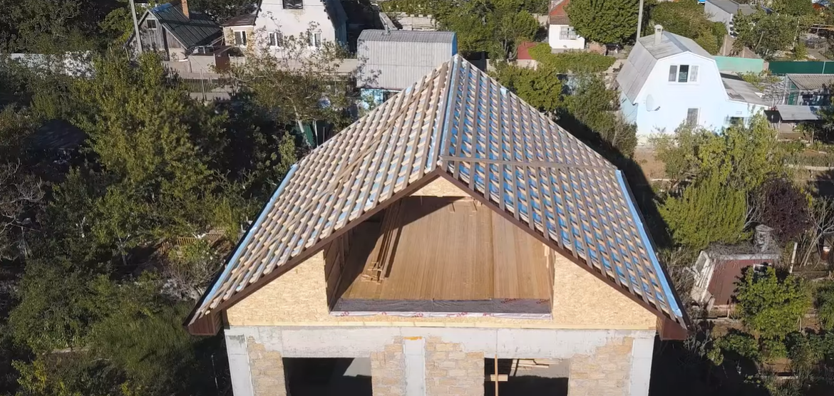 Стропильная система мансардной крыши: Экспертное руководство по проектированию, монтажу и утеплению