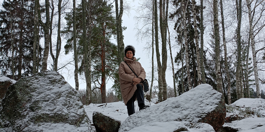 На свадьбе племянницы тётю посадили за детский стол просто из-за её профессии