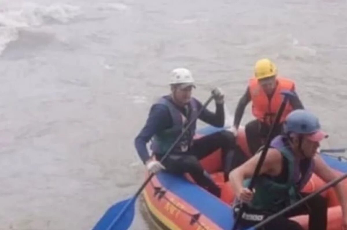    В Адыгее спасатели ищут упавшего в реку мальчика из Краснодарского края