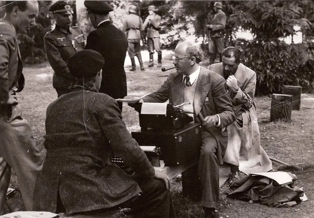 Уильям Ширер записывает рассказы о завоевании Франции, июнь, 1940, Компьень