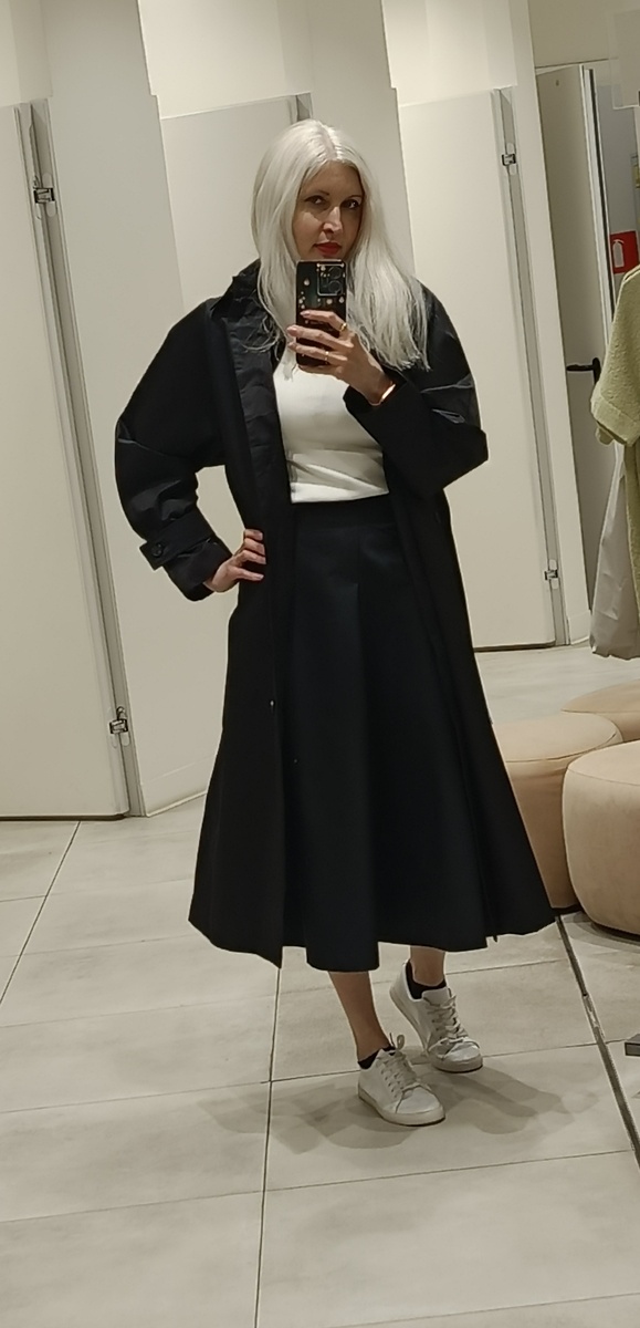 Юбка на фото я в рабочей обуви если что😅