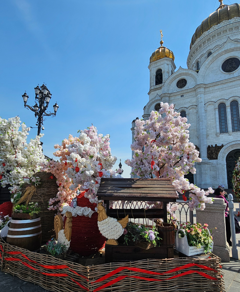 Храм Христа Спасителя (автор фото Л.Баева)