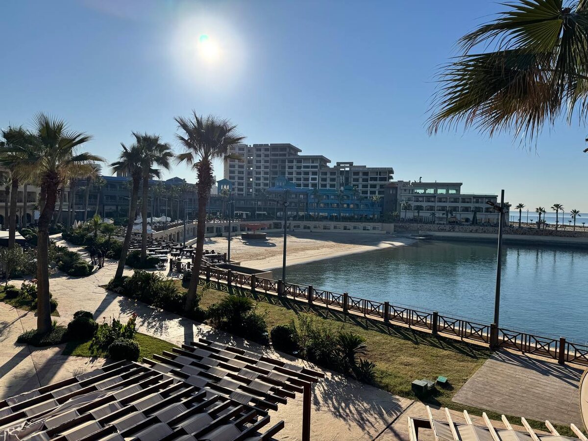 Личная бухта отеля в Тартус