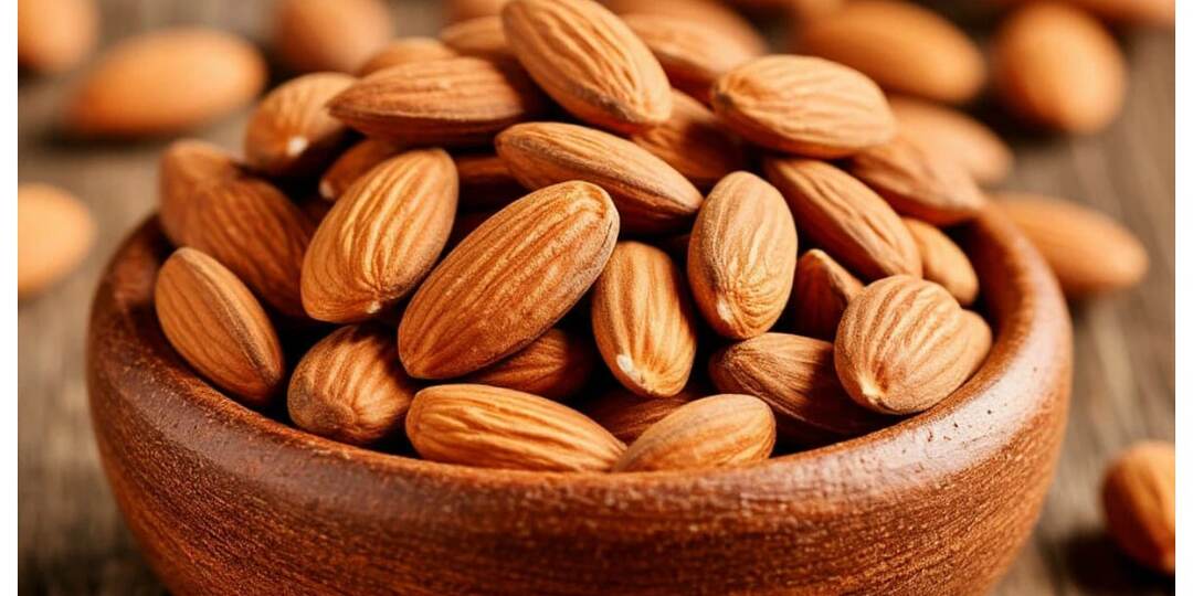 Миндаль: в чем польза и вред? Все,что нужно о маленьком орехе с большой силой.
