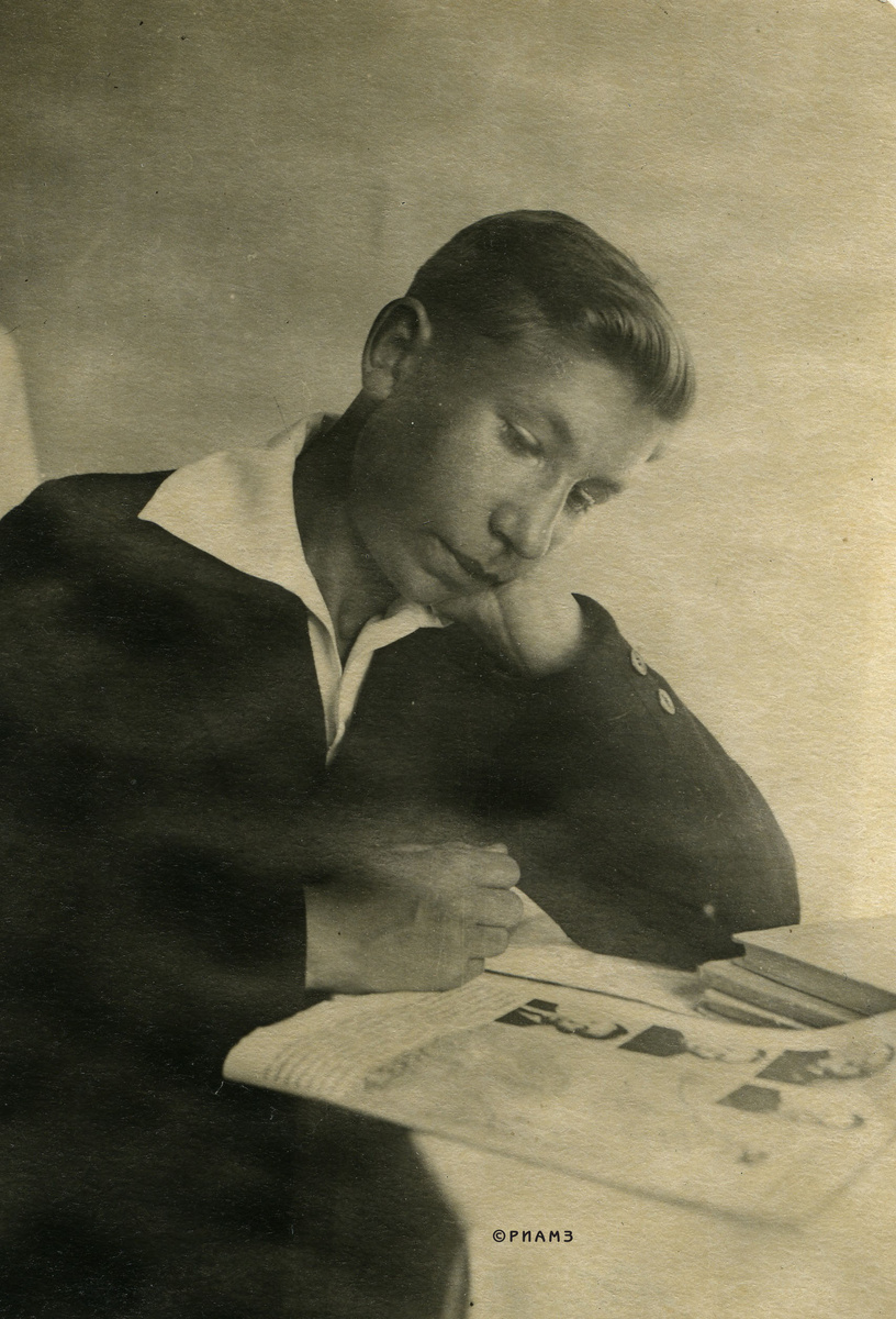 Анатолий Есенин в 1938 г. Фото из коллекции РИАМЗ