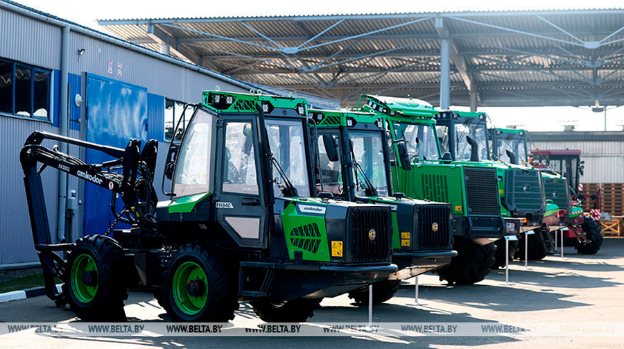     Лукашенко во время рабочей поездки в Витебскую область посетит Оршанский лесхоз